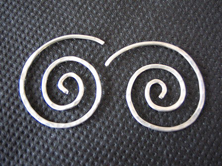 Discover Me :  Jewellery : Silver Koru earrings